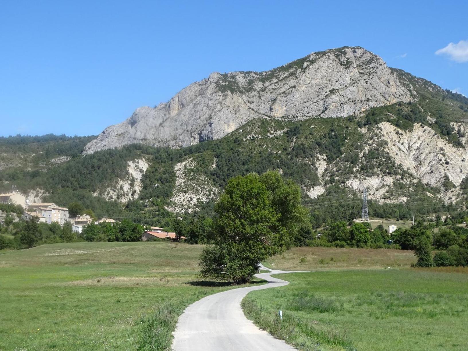 La Fischaumiere Panzió Soleilhas Kültér fotó